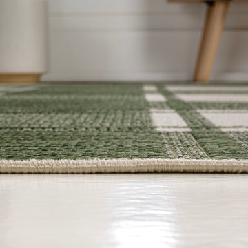 Sabine Traditional Farmhouse Bold Gingham Area Rug